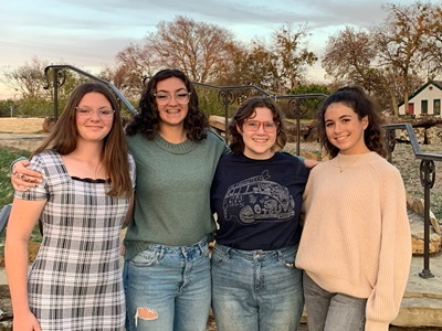 Youth Exhibit Volunteers Youth Exhibit Volunteers